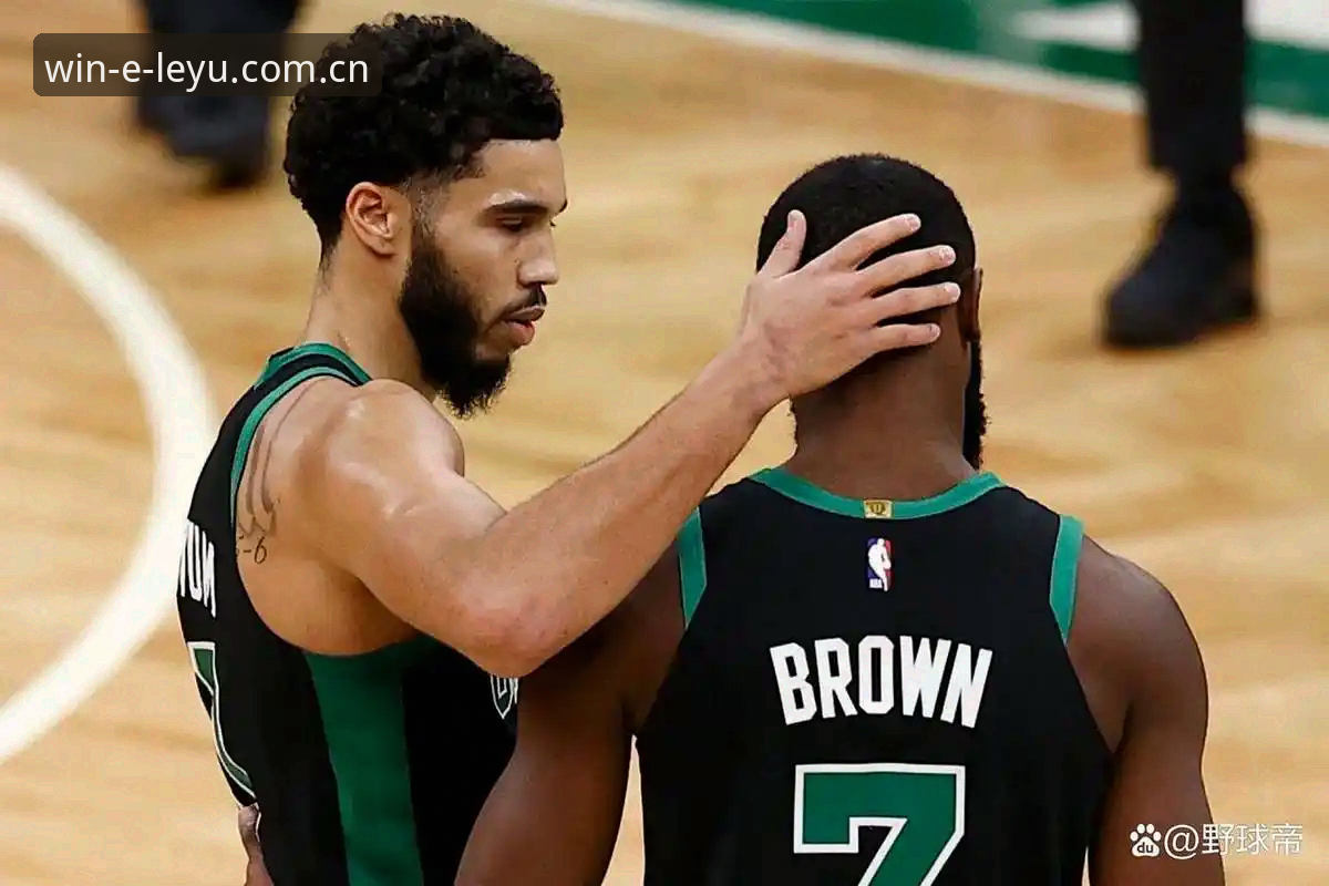 中文官方站篮球实时比分 从字母哥交易传闻到乐鱼体育观赛体验:NBA休赛期风云指南